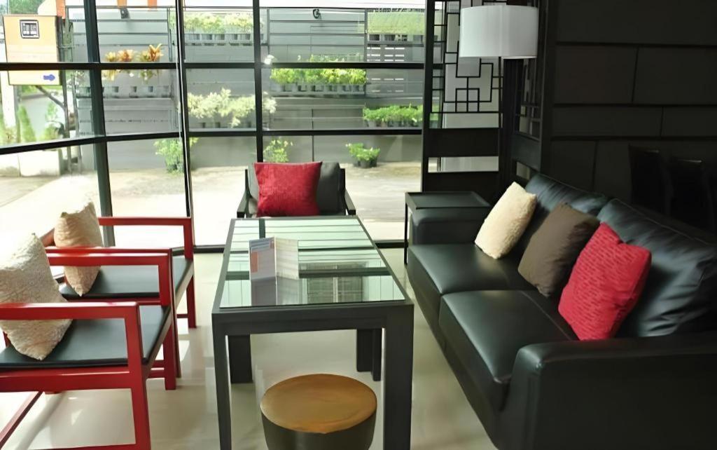 האט יאי De Poem Loft Boutique Residence מראה חיצוני תמונה
