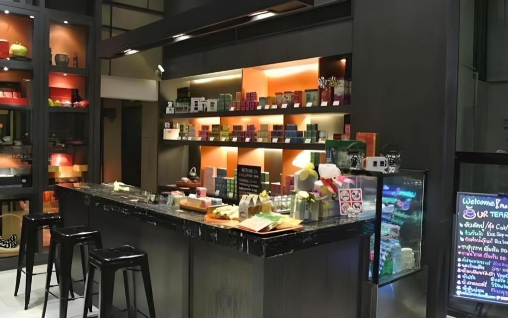 האט יאי De Poem Loft Boutique Residence מראה חיצוני תמונה